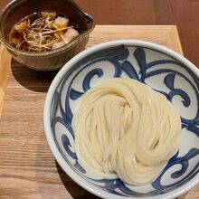 牛ホルモンのつけ麺