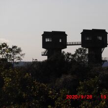 左にかすかに旧岩保木水門 が写っているような気もしますが