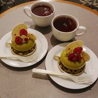 ホテルのテイクアウトケーキ