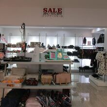 JP スーパーストア (グアム プラザ ホテル店)