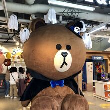 人気のフォトスポット　平日なら待たずに撮れる