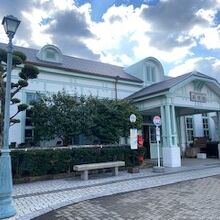 駅舎の様子です。レトロな雰囲気が漂っています。