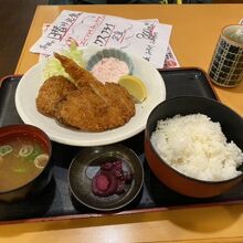 ミックスフライ定食