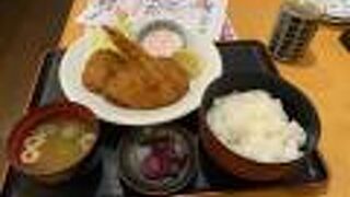 ミックスフライ定食！