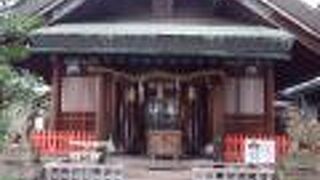 小さな神社