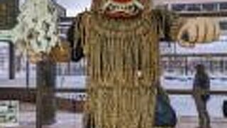 なまはげと秋田犬