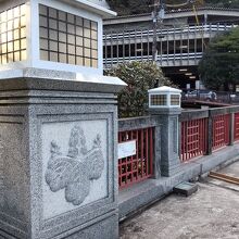 太閤橋欄干の豊臣の家紋
