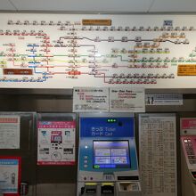 動物園前駅発の大阪メトロの運賃表と路線図