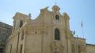 シティーゲート近くの小さな教会