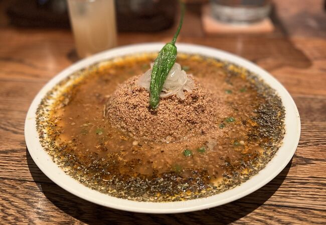 キーマカレーが美味しい、大阪スパイスカレーの雄・コロンビア8