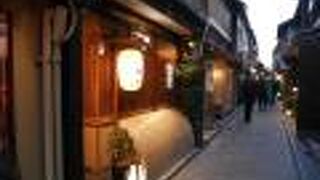 夕暮れ時に訪れました。