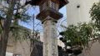 右東海道いせみち・左中仙道みのぢ！ここが東海道と中山道との分岐点