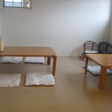 店内の小上がり席の様子