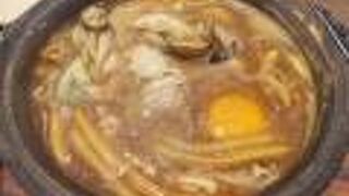 牡蠣入り味噌煮込みうどん