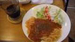 駅構内の喫茶店