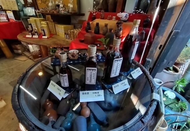 瀬戸内の養命酒と呼ばれる鞆の浦でしか作られていない薬用種のお店
