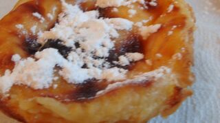 ジェレニモス修道院の近くにあるエッグタルトで有名な店