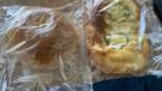 昔ながらのパン屋さん