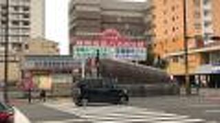 バス会社によって場所が違う！