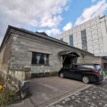 旧日本郵船　小樽支店残荷倉庫