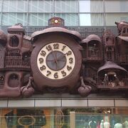 宮崎駿デザインの大きな時計