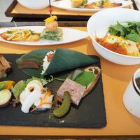 ラウンジのカクテルタイム