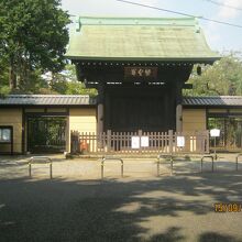 山門の様子です。