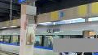 特急 サンダーバード