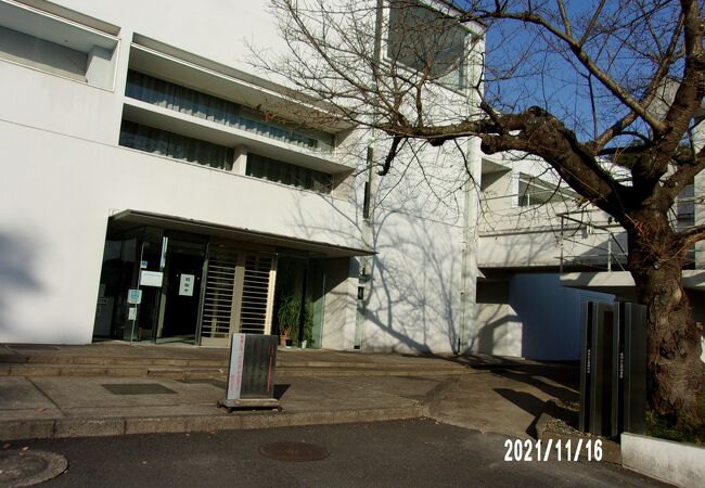 成田山仏教図書館 クチコミ・アクセス・営業時間｜成田【フォー