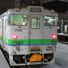 JR標準色のキハ40