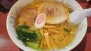 大門横丁にある塩ラーメンのお店