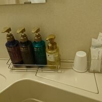 使い捨てシェーバーにはシェービングクリーム付いてない