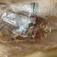 これプラス もうひとパック あります。冷凍庫へ！