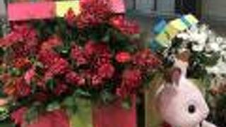 バーゲンで洋服をねらいましょう