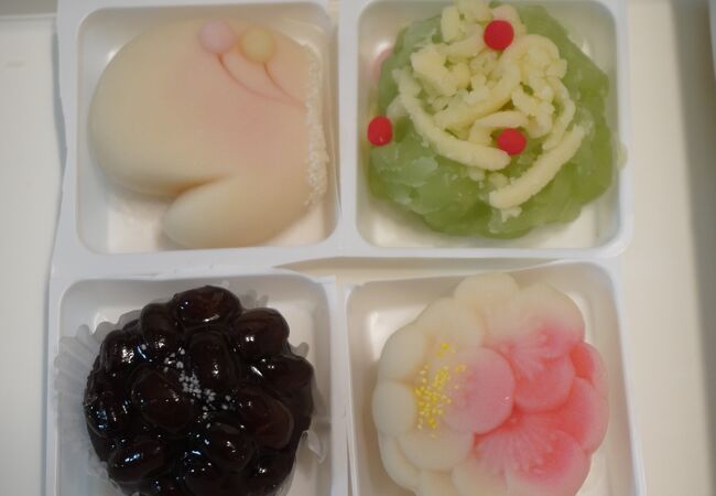 色鮮やかでおめでたい