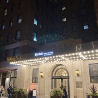 ダウンタウンの大通りを1本だけ中に入る