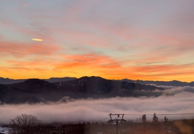 早朝、赤倉温泉から見た日の出の瞬間!!
