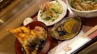 羽前そば道場 極 シャレオ店