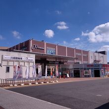 川崎競輪場の外観