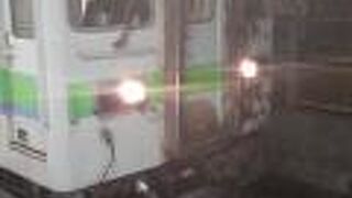 2021年９月25日現在、南千歳21時58分発札幌ゆきは１４３系での運転でした