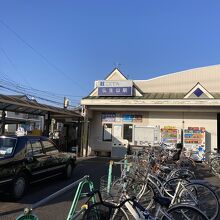 駐輪場だったり、タクシー乗り場だったり