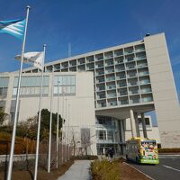 神戸方面からバスでも来れるようです。