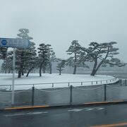 雪の内堀通り