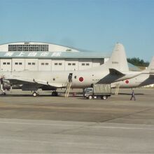 海上自衛隊の輸送機