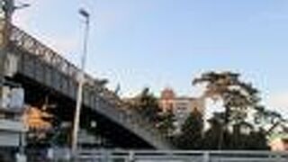 松尾芭蕉『奥の細道』にちなんだ太鼓橋