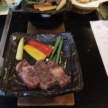 暖かい料理は暖かく出される