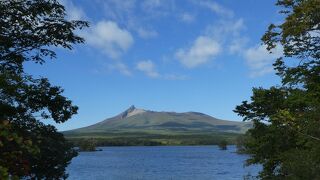 まさに絵葉書。駒ヶ岳がきれい。