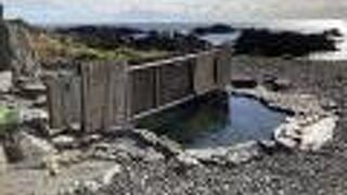 かなりぬるめの温泉です。