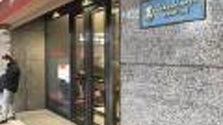 洗練されたショップが集います