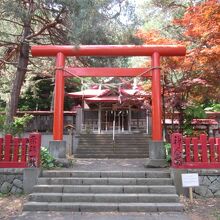 伏見稲荷神社拝殿